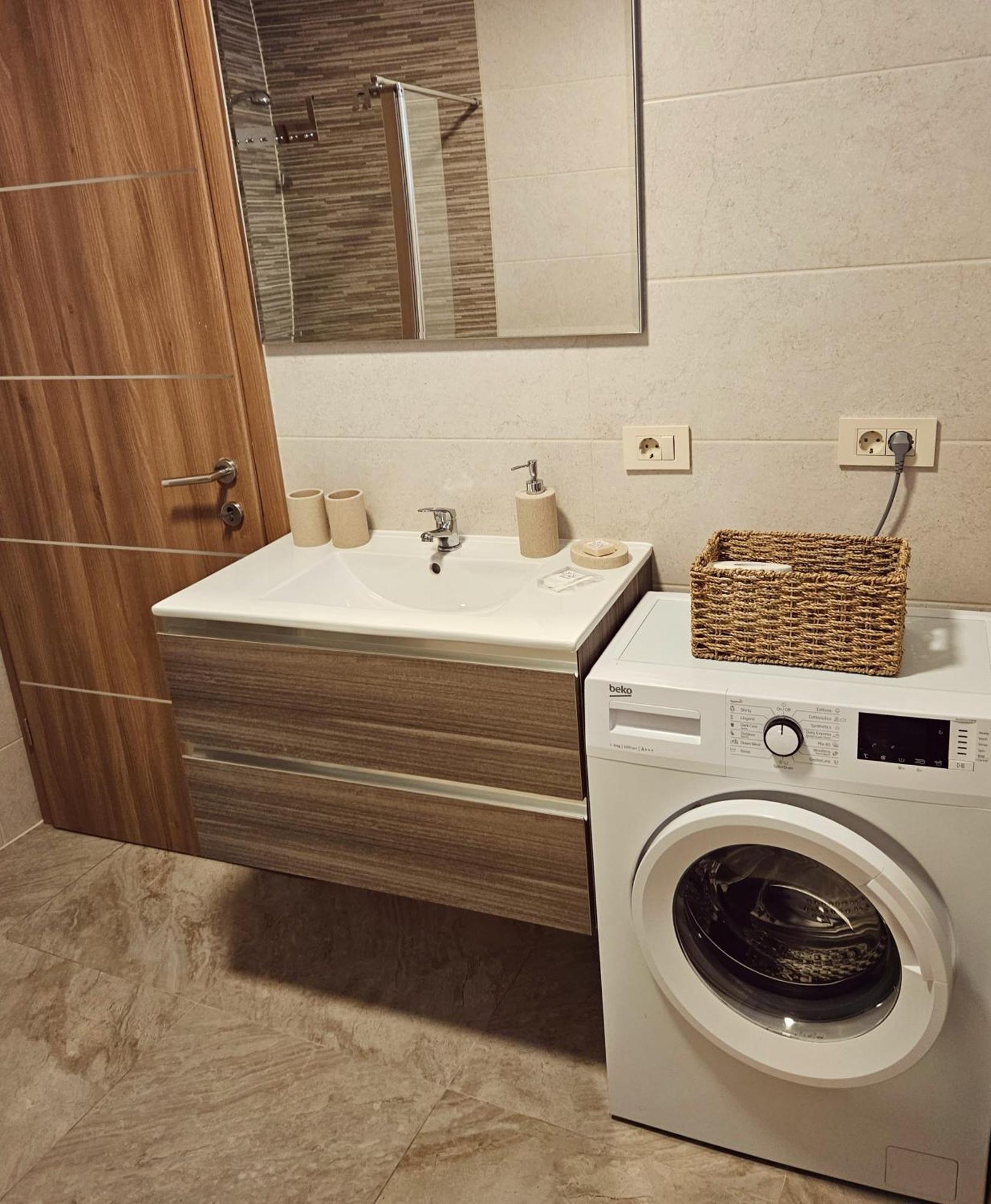 Apartment Gaja, Копер Экстерьер фото